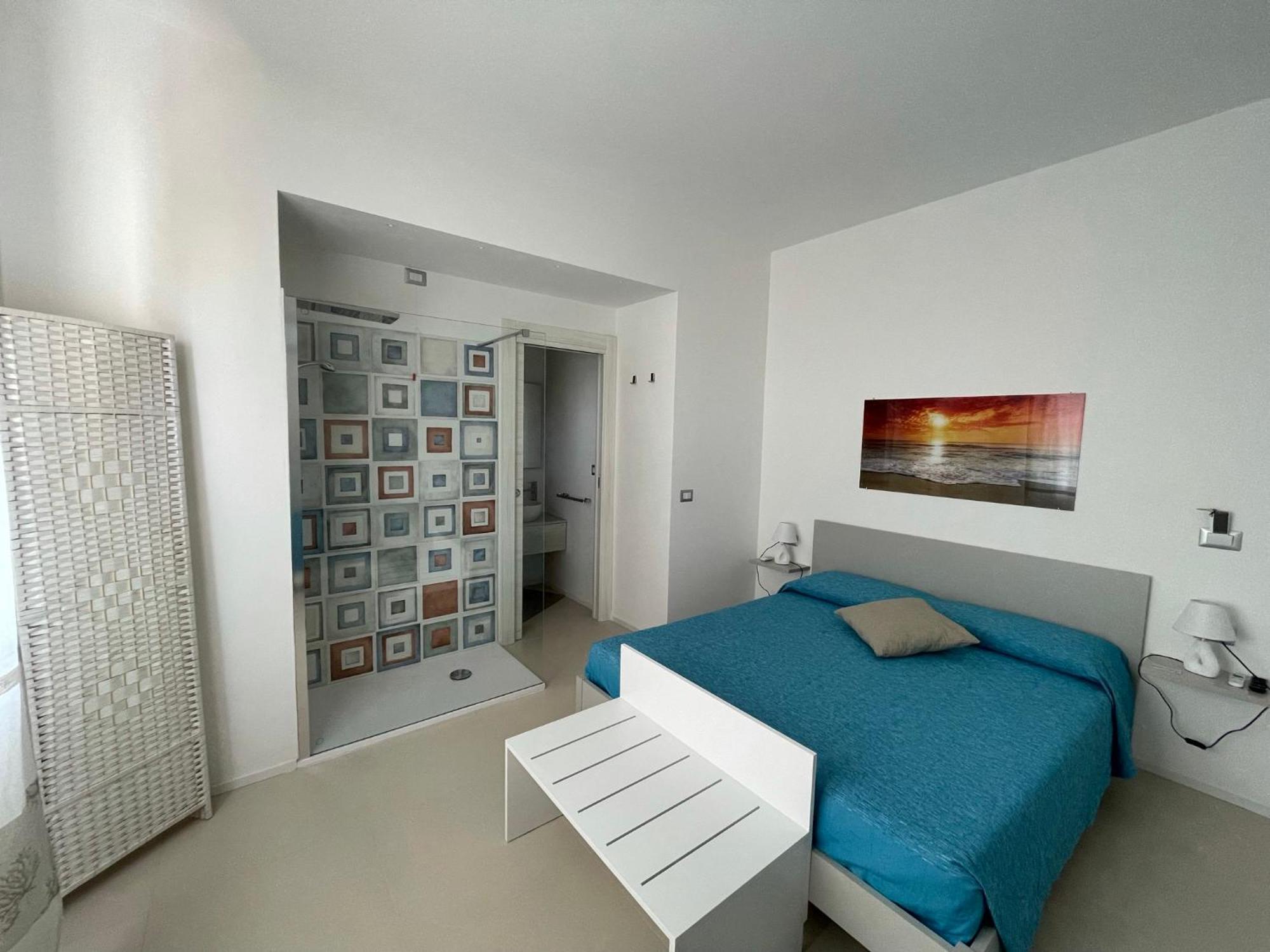 Deluxe Double Room,1681824366:JPEG